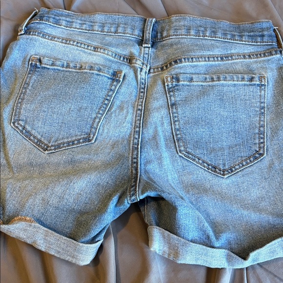 Old Navy Light Blue Denim Shorts - Picture 6 of 6